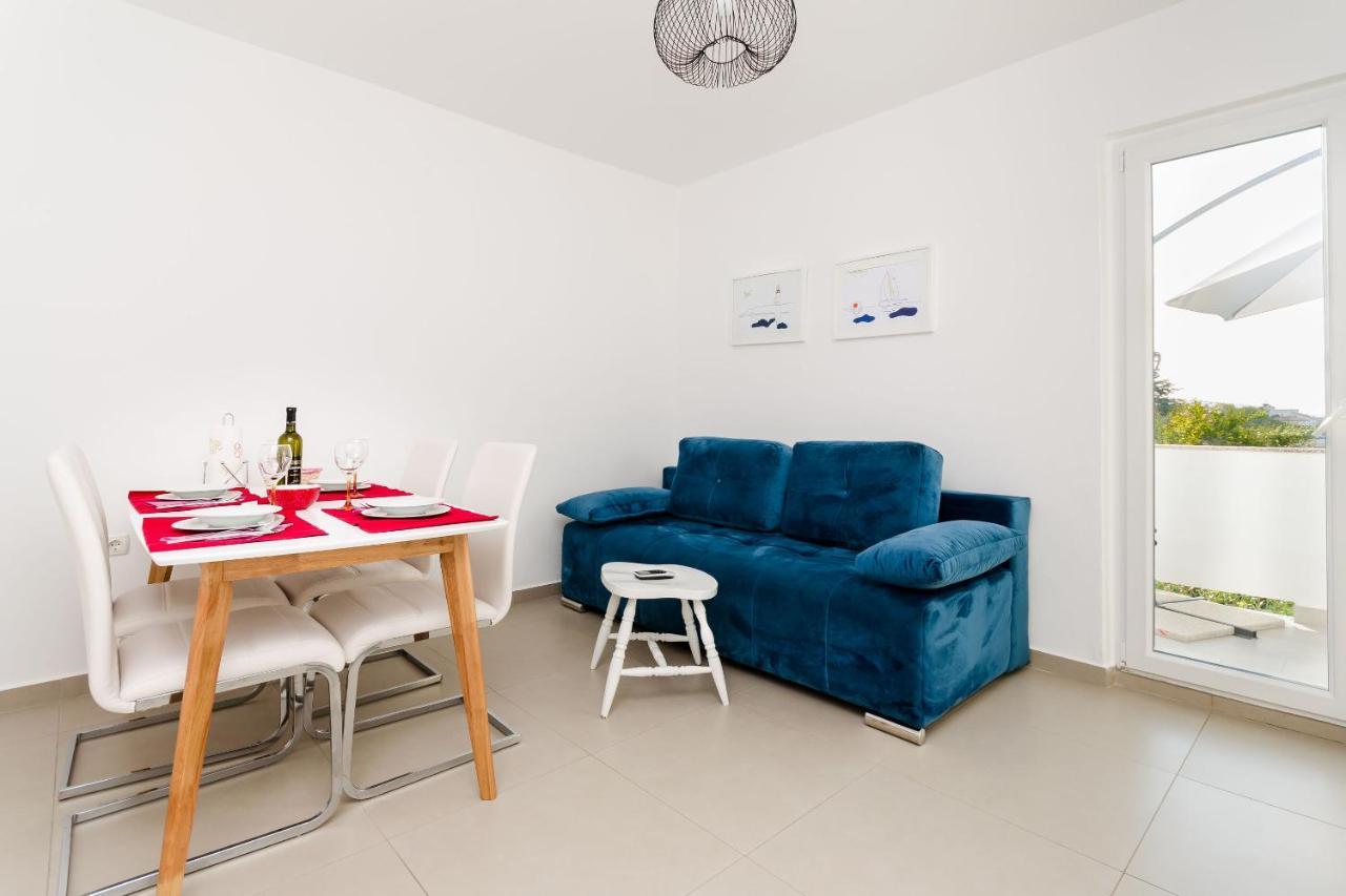 Apartments And Rooms Bianca Barbat na Rabu Bagian luar foto